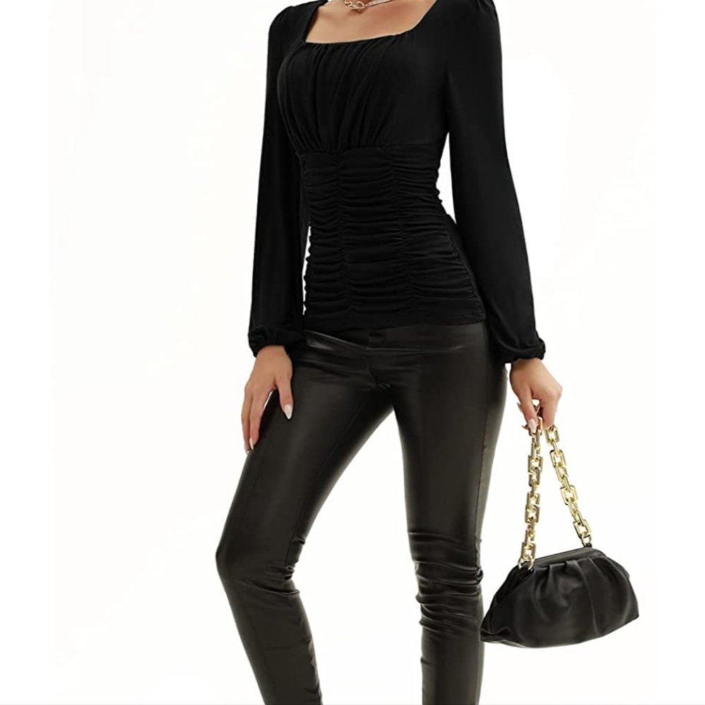 Soft v neck top - Picture 4 of 7